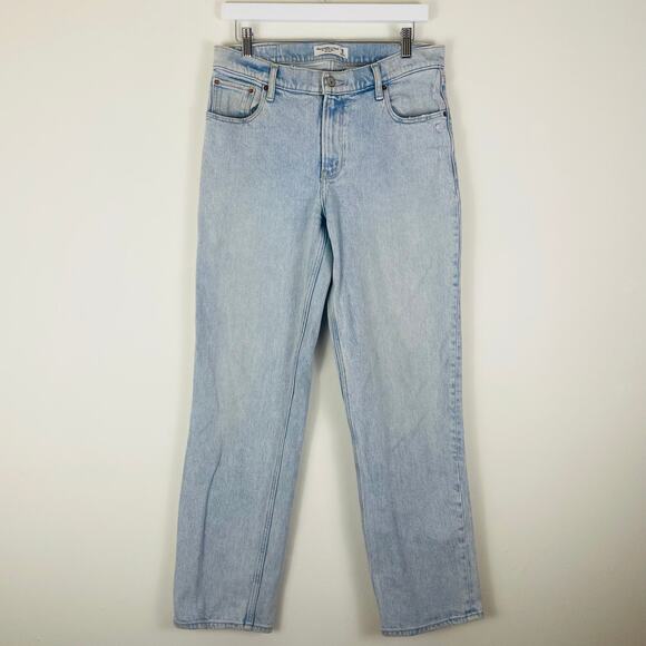 Abercrombie and fitch Women’s The 90’s Straight Jean Low Rise size 29 / 8R - Picture 2 of 7